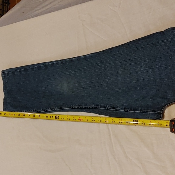 Rockies Relaxed Natural Rise Jeans - Picture 15 of 15
